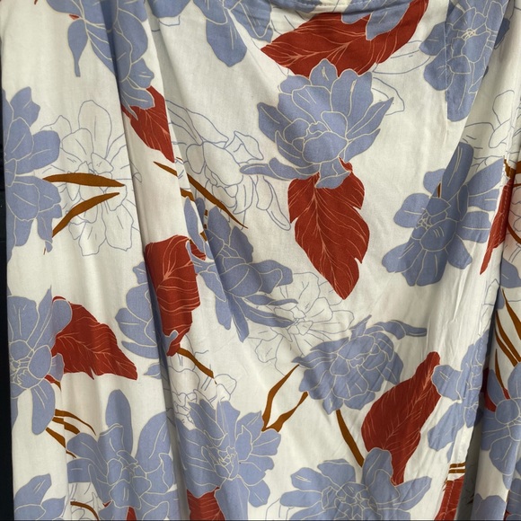 l*space Maxi Wrap Tie Dress with Cutout - Picture 5 of 11